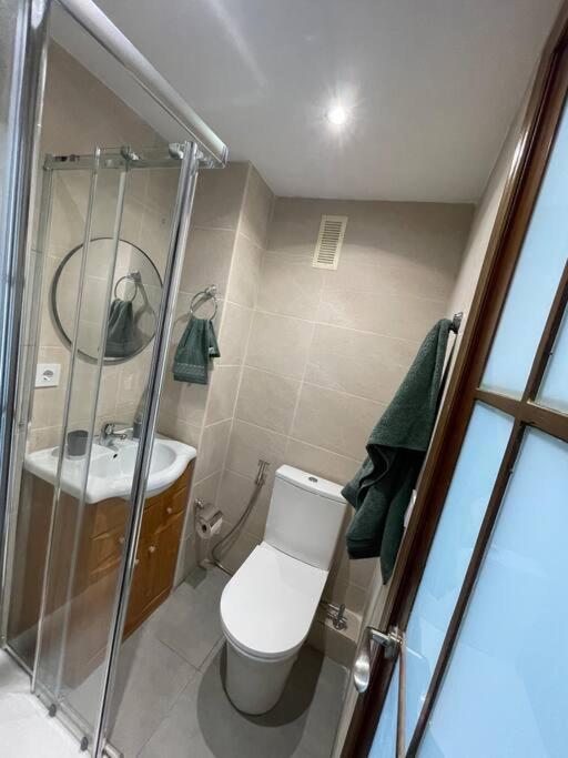 Nice Apartment Near The Sea 또레비에하 외부 사진