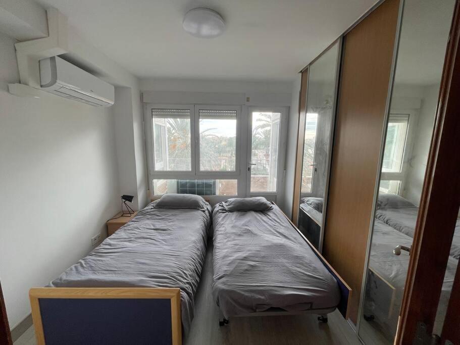Nice Apartment Near The Sea 또레비에하 외부 사진
