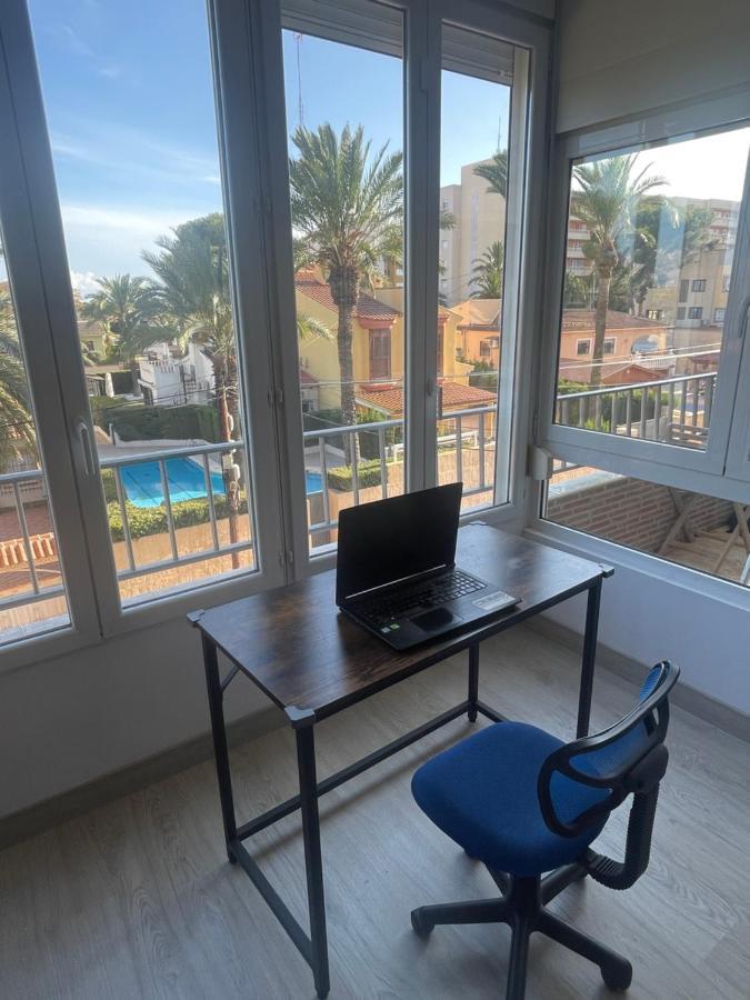 Nice Apartment Near The Sea 또레비에하 외부 사진